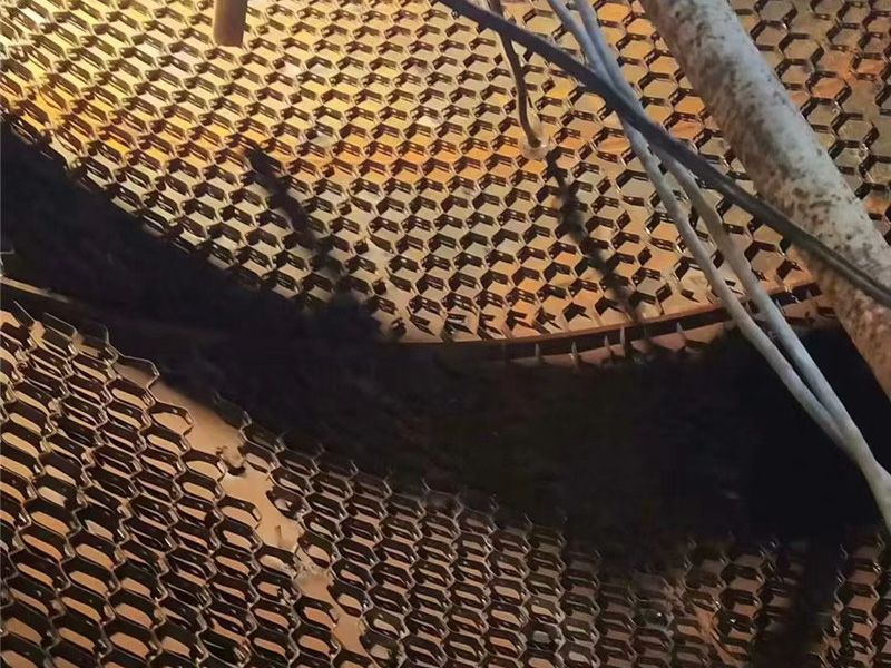 高強耐磨料施工現(xiàn)場